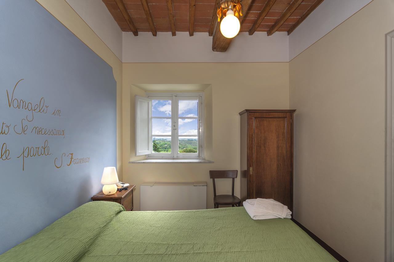 Hotel Casa Diocesana Di ลุคคา ภายนอก รูปภาพ