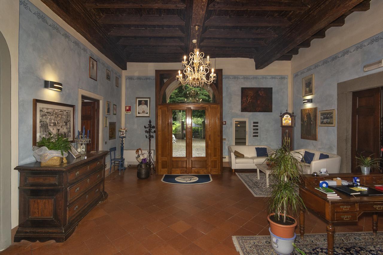 Hotel Casa Diocesana Di ลุคคา ภายนอก รูปภาพ