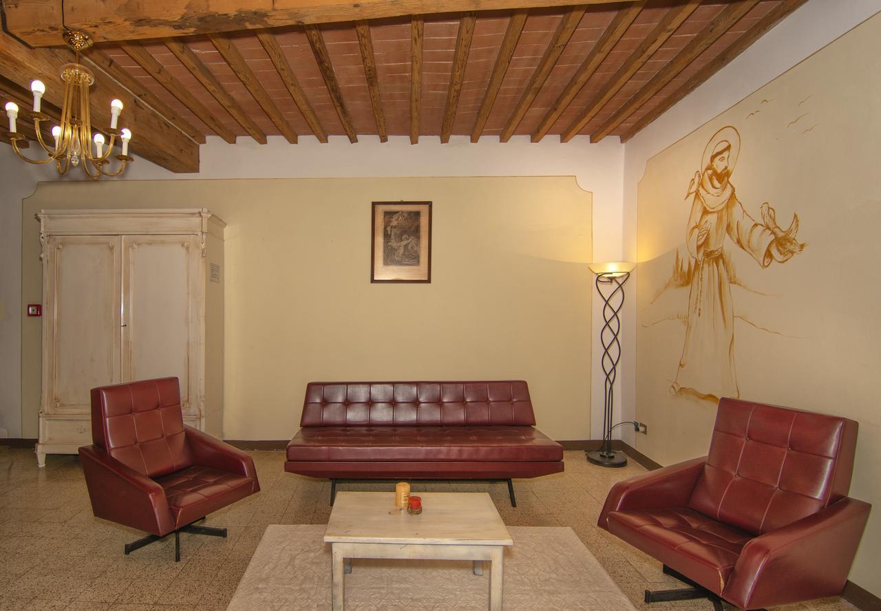 Hotel Casa Diocesana Di ลุคคา ภายนอก รูปภาพ